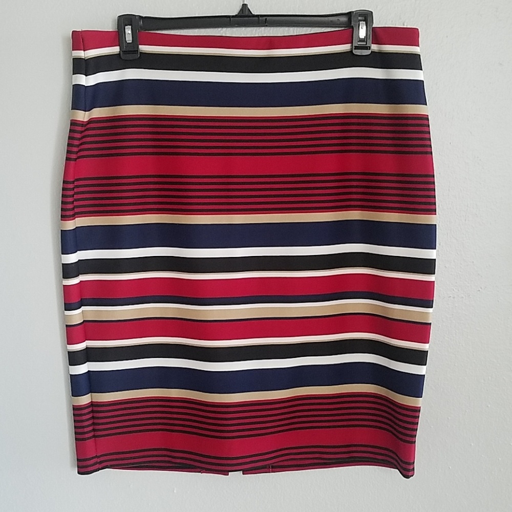 NYCC skirt